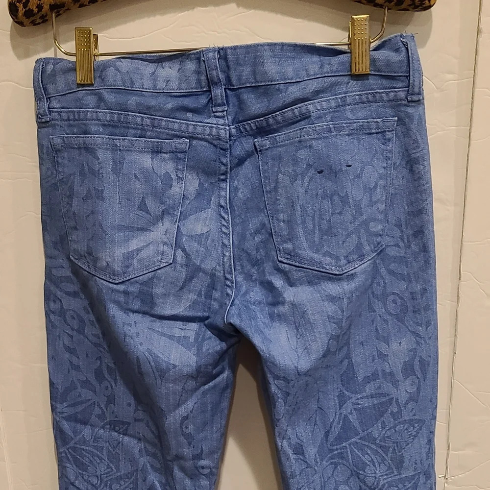 J.Crew Toothpick women's blue jeans size.26 leaf prints ankle (27 in inseam) - Picture 4 of 10